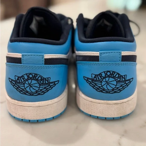 Nike Air Jordan Men’s Low 1 “UNC” white, University blue, navy leather, 11, EUC - Picture 2 of 4